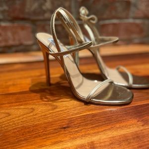 Sexy gold party shoes